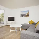 Mit Terrasse In Ruhiger Lage - Haus Suedperd Duenenrose شقة