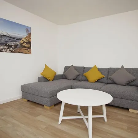 Mit Terrasse In Ruhiger Lage - Haus Suedperd Duenenrose